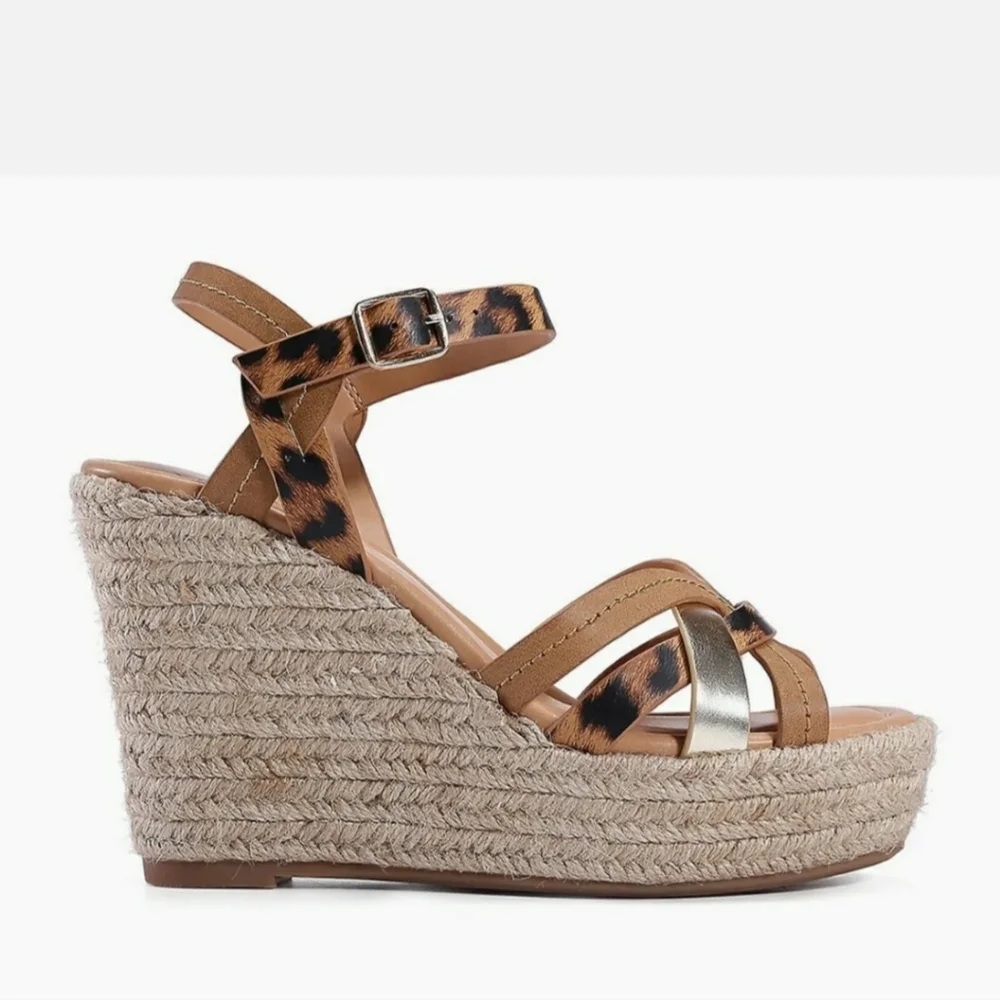 Dolce by Mojo Moxy Damsal dolce by